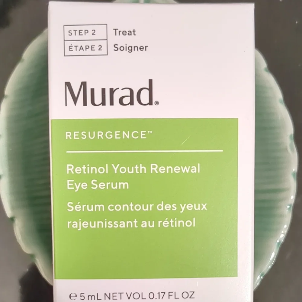 Retinol Youth Renewal Serum